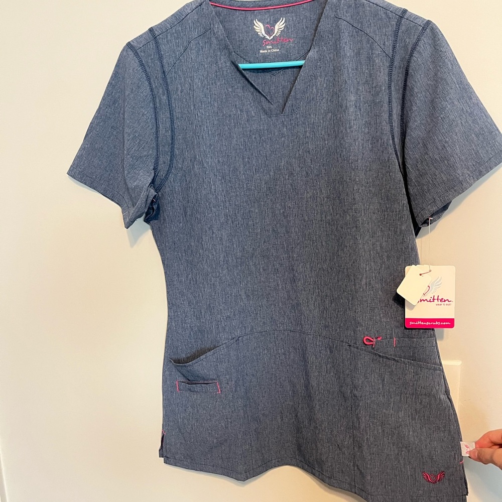 Smitten Scrub Set (women’s) NWT